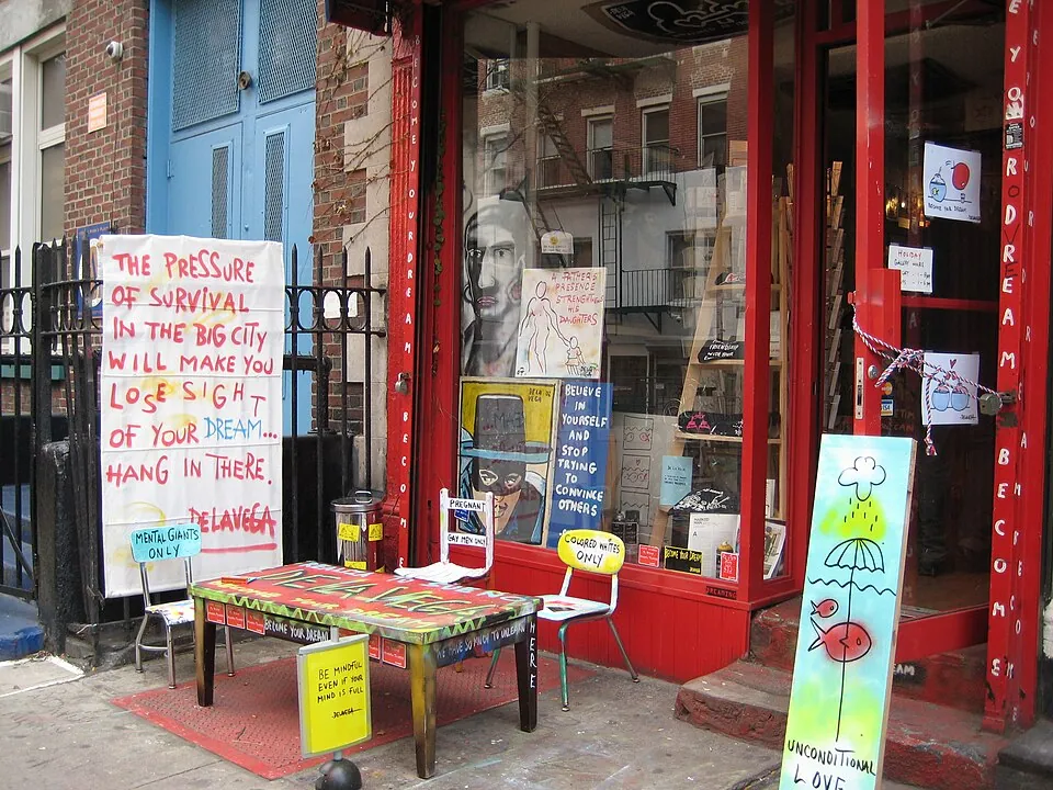 De La Vega - East Village (2114342799)